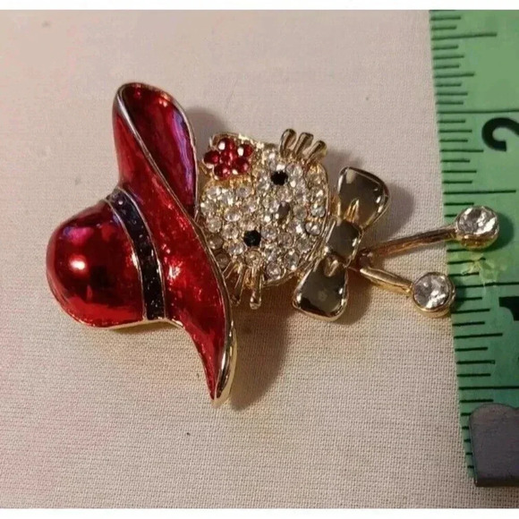 Whiskered Kitty Brooch Enamel Red Hat W/Red&Clear Rhinestones Gold Tone - Picture 2 of 5
